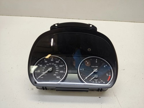 9166826 BMW 1 E81 E87 2010 Diesel Manuell Tacho Kombiinstrument AAA22654