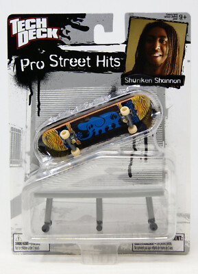 Tech Deck - 96mm Fingerboard - Pro Street Hits - Shuriken Shannon - mit Bank