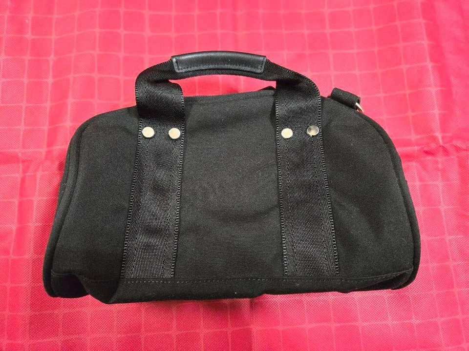 Bolso de Lona The North Face Etiqueta Púrpura Field Demi Color Negro NN7354N Moda Foto 3 de 4