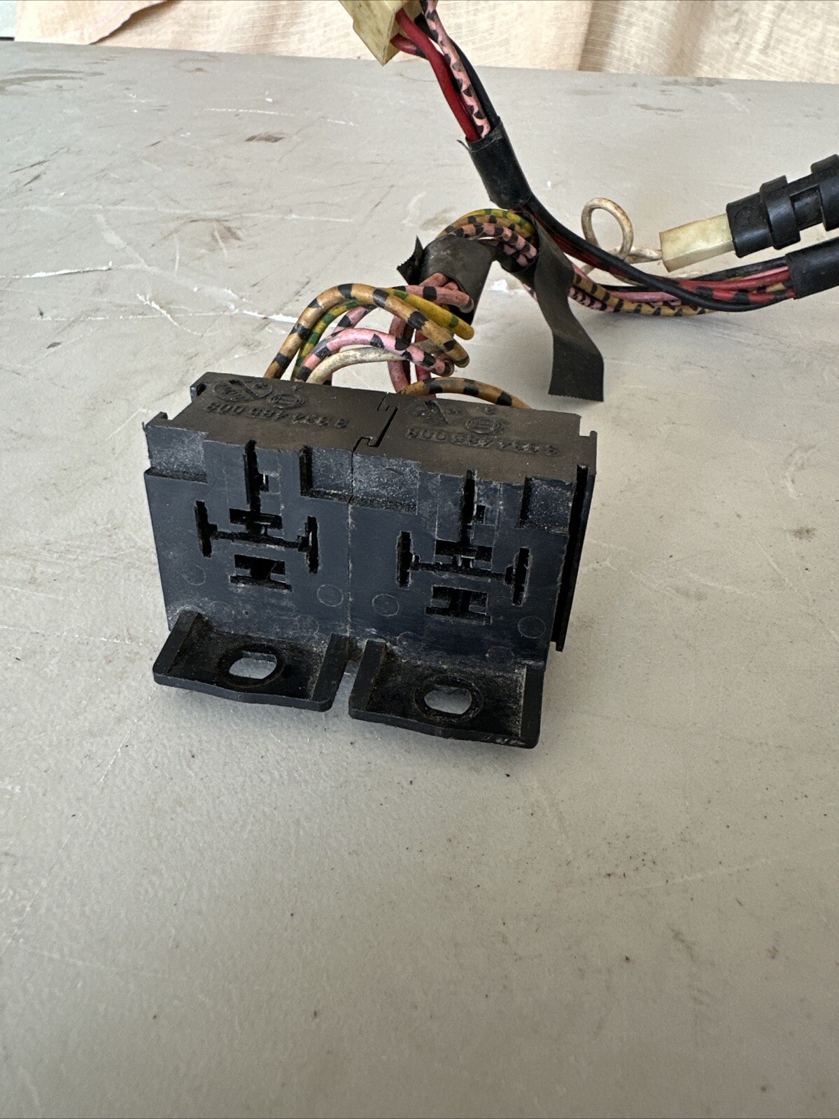 OEM Ferrari 308 ECU Relay Box Cable Harness P/R READ