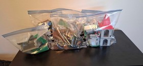 Lot of Assorted Lego Kingdom Sets - Incl: King's Castle 7946 & Prison Tower 7947