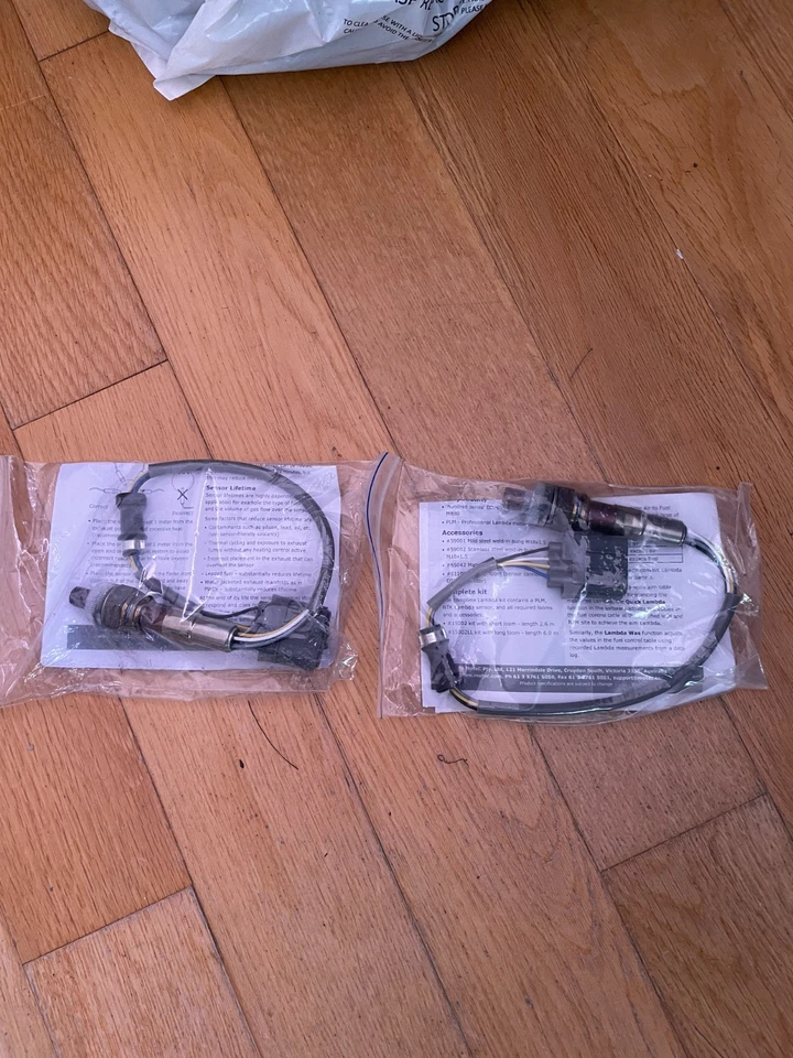 Sensor NGK O2 Número de pieza: LZA09-E1 MOTEC 57007 carreras Foto 2 de 4