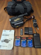 1996 JVC-C CAMCORDER COMPACT 3"LCD MONITOR VHS/Model GR-AXM4U- UNTESTED