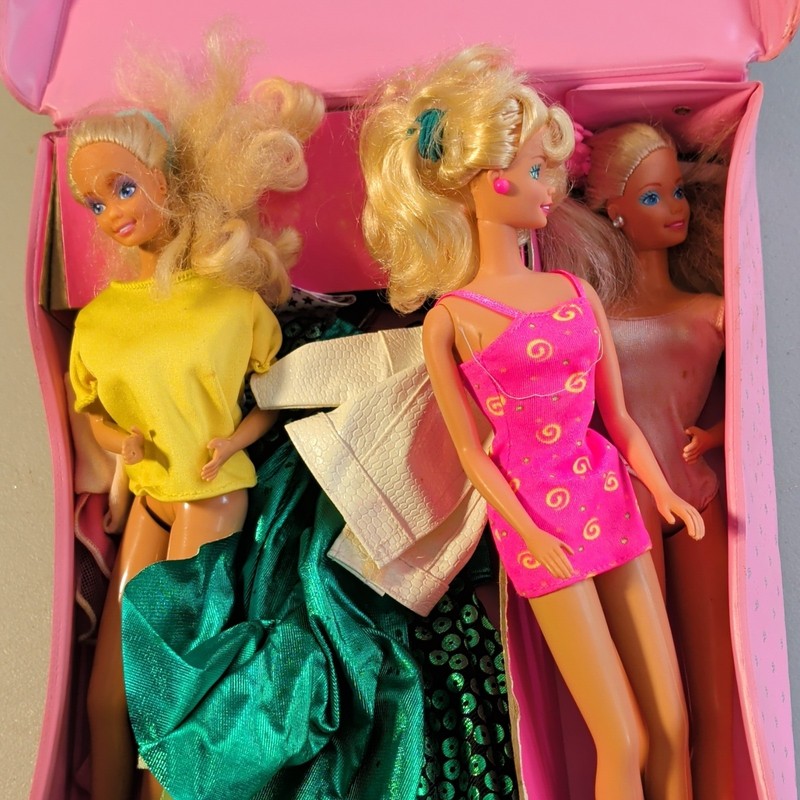 Barbie Fashion Doll Lot 11in Vintage 1980s Blonde Blue Eyes w/ Outfits