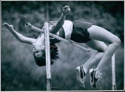1982 Pat Poole Of E Rowan High Fails 5'8  High Jump Attempt Sports Photo 7x9