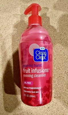Clean & Clear Morning Burst Reviving Cleanser Oil Free Pomegranate Revive Skin
