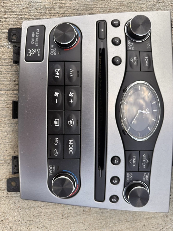 2010 Infiniti G37S CLIMATE CONTROL NAVI SCREEN INFO CONTROLS - Image 4 of 4