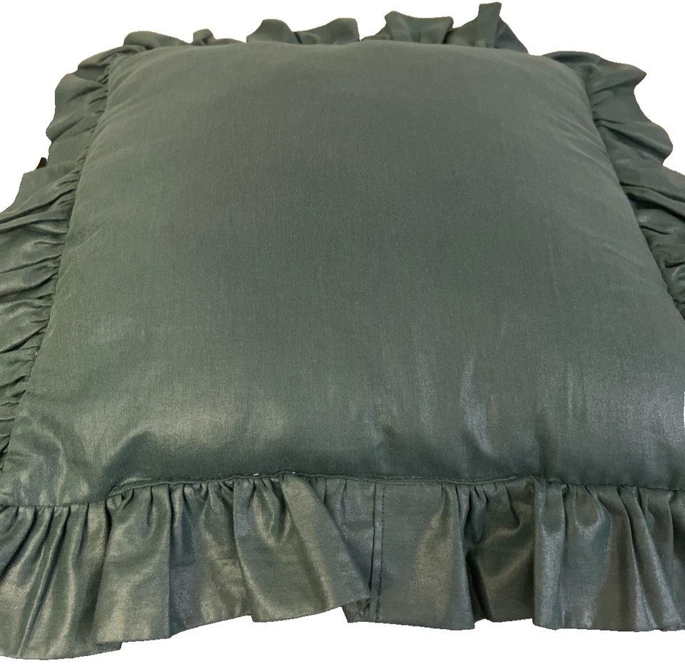 Dakotah Chintz 14 英寸 x 14 英寸 x 3 英寸枕套 + 2 英寸纯色条纹 ~ 森林绿色 — 第 4/4 张图片