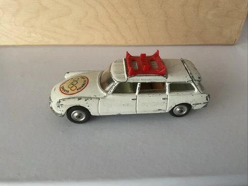 Vintage Corgi 475 White Citroen Safari 1964 Winter Sports Olympics Estate Car