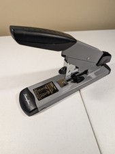 Swingline Heavy Duty Stapler, 160 Sheet Capacity. 39005 
