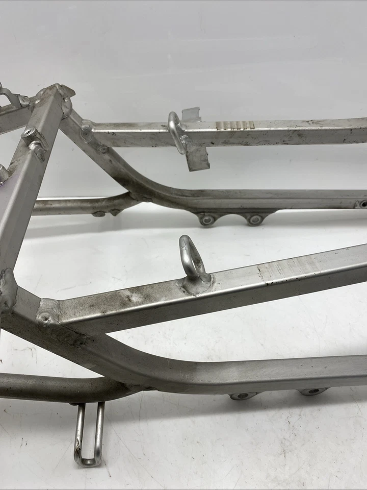 ♻️ Submarco trasero Suzuki GSXR600 2001 - 2003 K1 - K3 ♻️ Foto 4 de 4