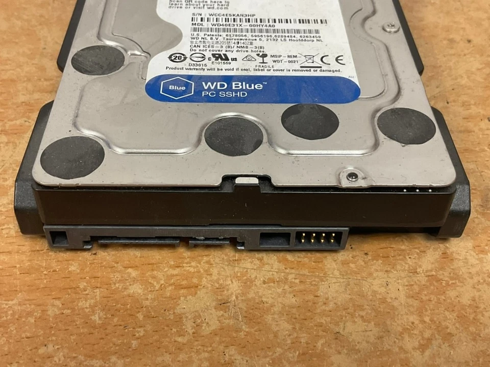 WD Blue 4TB SATA PC SSHD WD40E31X Hybrid Drive 8GB NAND Internal - Image 3 of 4