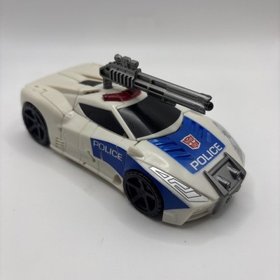 Transformers Generations Combiner Wars Deluxe Class Protectobot Streetwise