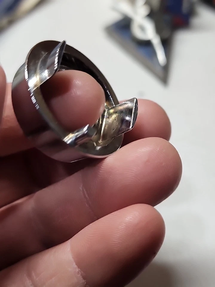 Chevrolet CHEVELLE VEGA MONZA AÑOS 60 NOS ANTENA BISEL GM OEM P/N 3897447 OEM Foto 3 de 4