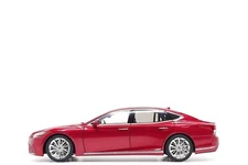 AUTOart 1:18 Lexus LS500h in Morello Red Metallic