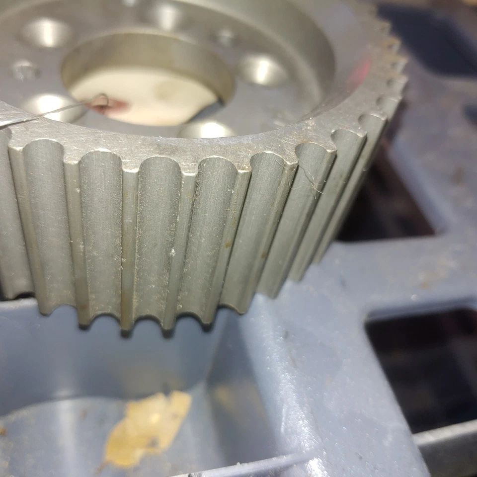 Piñón de transmisión por correa delantera Harley Davidson 41T F30 Foto 4 de 4