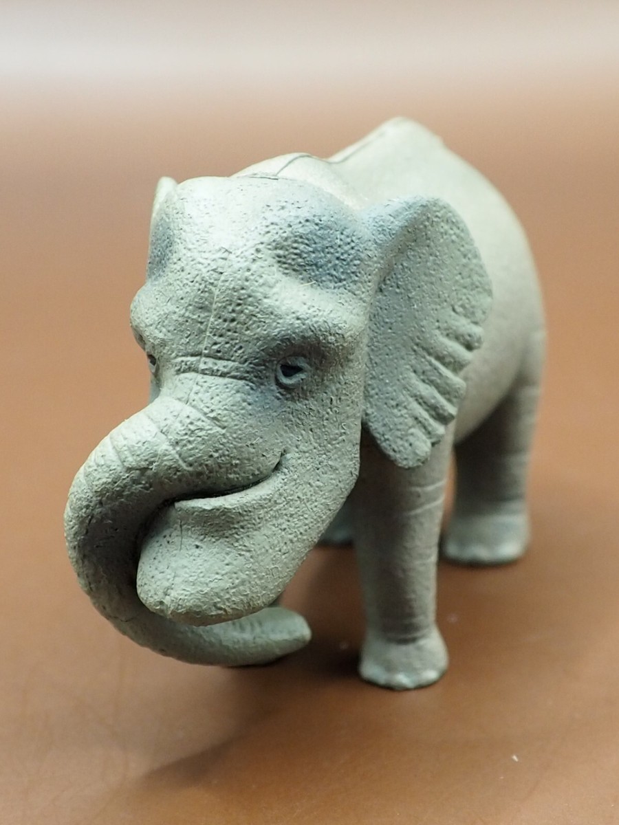Elephant Shakurel Planet 4 Panda's Ana Capsule Toy Animal Figure