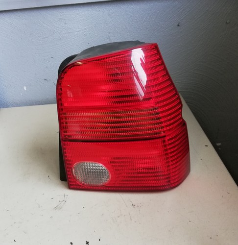 VW Lupo 6E 1,2TDI 45kW 2002 Rücklicht Rückleuchte Rechts 38020748