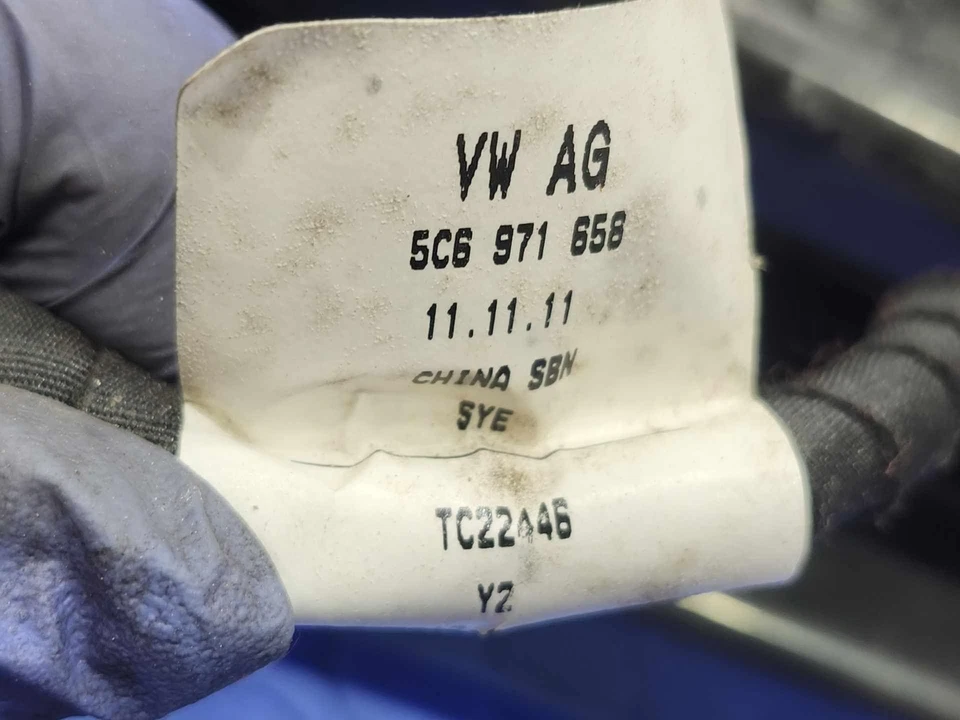 2013-2016 大众捷达混合电池组安装支架原始设备制造商 5C6802017 — 第 4/4 张图片