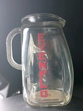 Vintage Evenflo Baby Formula Measuring Pitcher, Glass. 4 cups / 32 oz