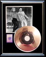 ELVIS PRESLEY VIVA LAS VEGAS 45 RPM GOLD RECORD W-SIGNED PRINTED AUTOGRAPHS RARE