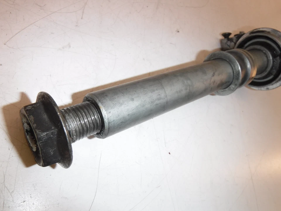 1996 Honda Goldwing 1500 ПЕРЕДНИЙ ОБОД КОЛЕСА ОСЬ ПОВОРОТНЫЙ БОЛТ С ПРИВОДОМ SPEEDO  - Изображение 3 из 3