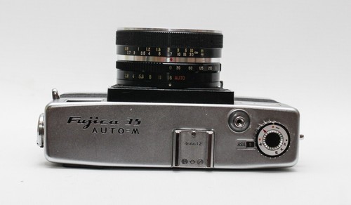 BOXED FUJICA 35 AUTO-M VINTAGE RANGEFINDER WITH CASE AND DOCUMENTATION. - Bild 3 von 6