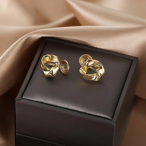 Clip On Earrings Invisible Gold Simple Knot Triangle Coil Silicon Pad Earrings - Picture 9 of 22