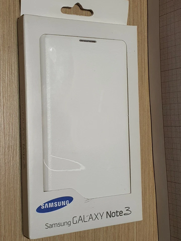 Original genuine Samsung Note 3 Flip wallet case white EF-WN900BWEGWW New - Imagem 2 de 4