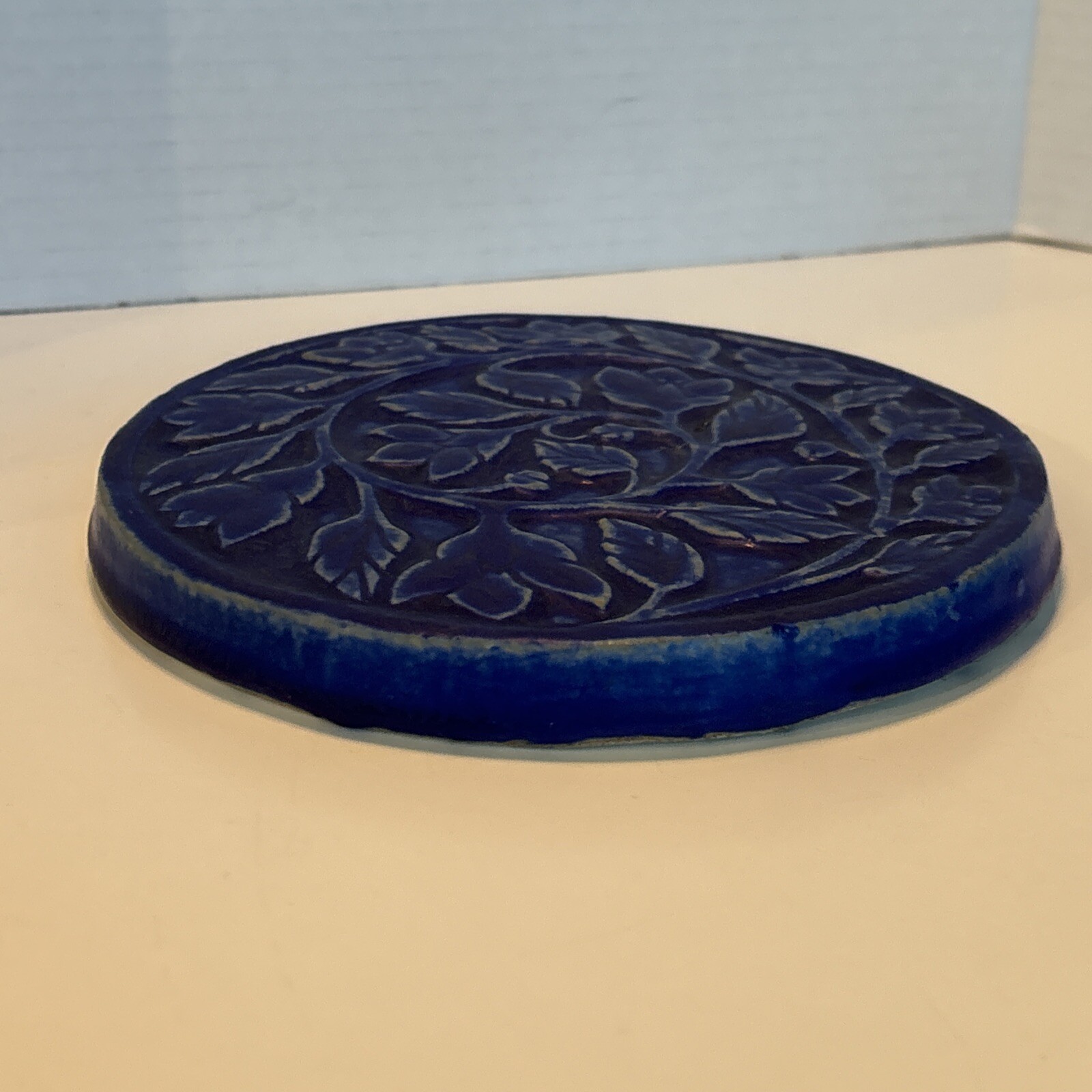 Pewabic Pottery Detroit Ivy Trivet Tile 7” Round Cobalt Blue Glaze 1995
