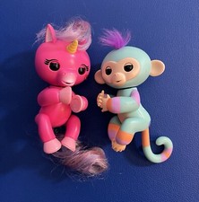 Set Of Two Fingerlings Wow Wee Animated Blue Monkey Pink Unicorn Tested Works 