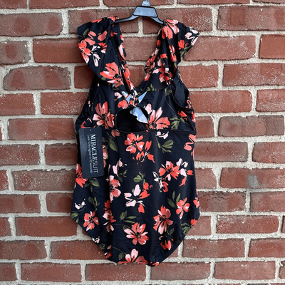 Miraclesuit $180 Floral Ruffle Strap One Piece Swimsuit Size 16W NEW