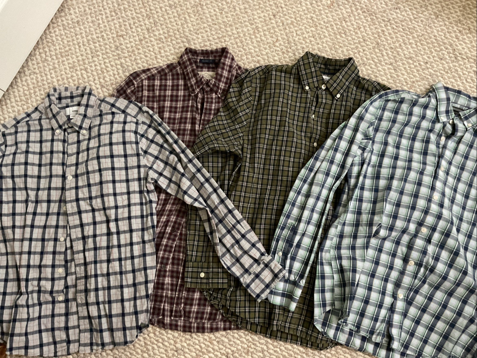 Button Down Shirt Men, Size Small, Lot Of 4-image