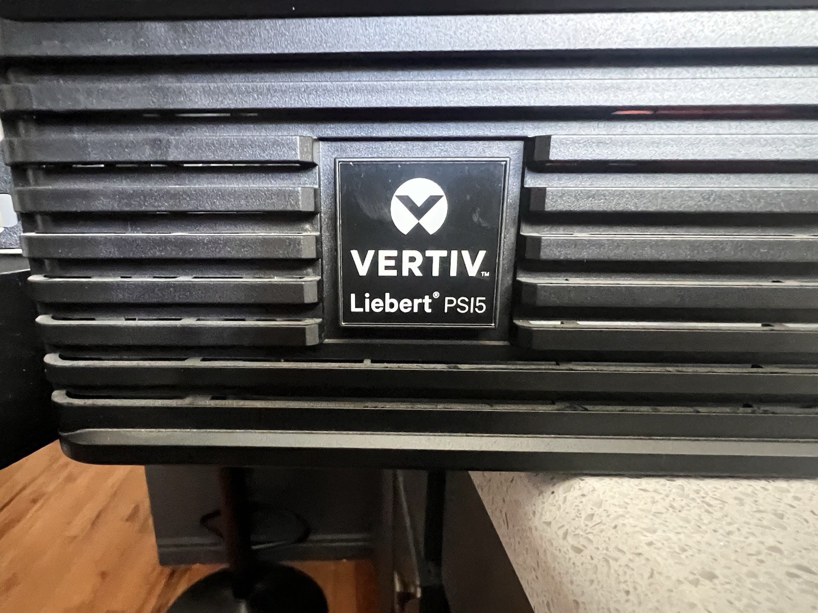Vertiv - PSI5-800RT120 - Vertiv Liebert PSI5 UPS - 800VA/ 720W 120V|Line