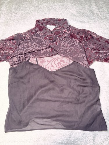 Worthington Velvet Blouse Sz 12 Burgundy Button Up Sheer Long Trumpet Sleeve EUC - Picture 9 of 11