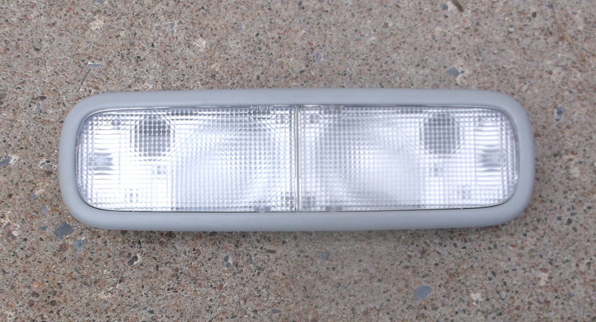 GRAY (NH220L) rear dome light Honda Pilot 2006 2007 2008 2009 2010