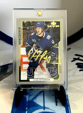 Elias Pettersson AUTO GOLD SCRIPT 2020-21 Upper Deck MVP Card Canucks