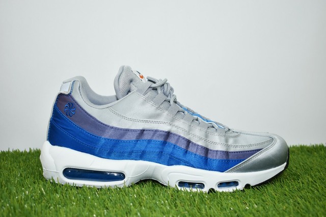 nike windrunner blue nebula