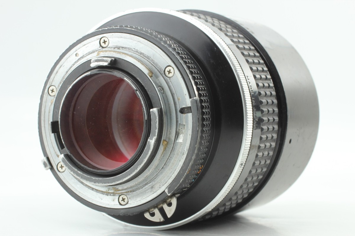 Exc+3】 Nikon Ai-s AIS Nikkor 135mm f/2 MF Prime Telephoto Lens 