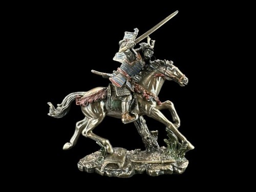 Samurai japonés a caballo con armadura con Katana Veronese WU78195A4 - Imagen 10 de 10