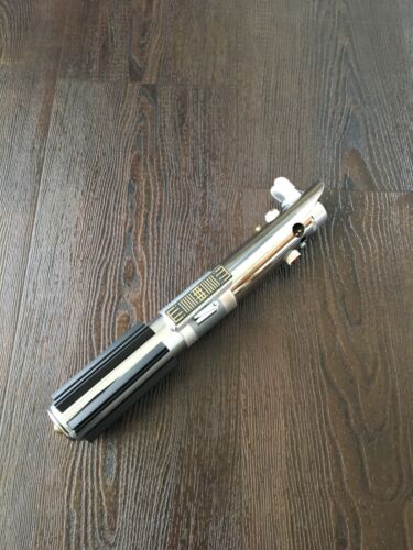 Anakin Lightsaber Prop Custom Replica - Full Metal - Picture 10 of 10