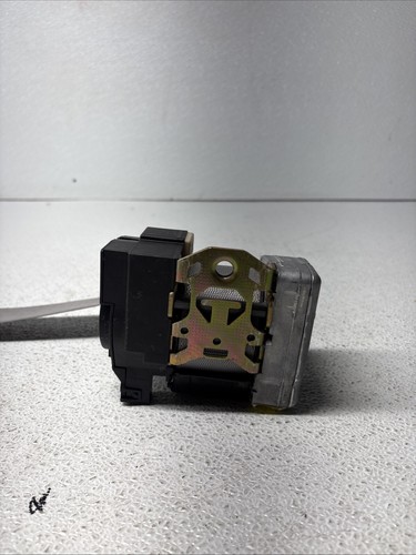 โ
๐ฅ W220 Mercedes 00-02 S Class Front Left Driver Side Seat Belt Black A1147 - Picture 11 of 15