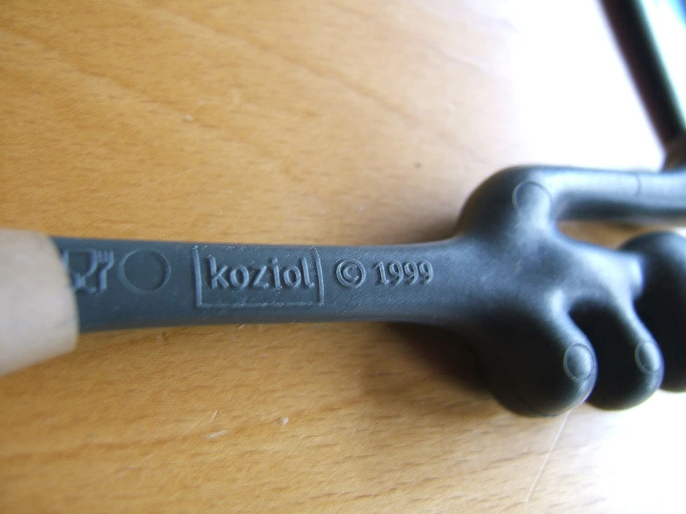 Koziol neu Yummi  Streichmesser Buttermesser Streichlöffel dunkelgrau - Bild 3 von 3