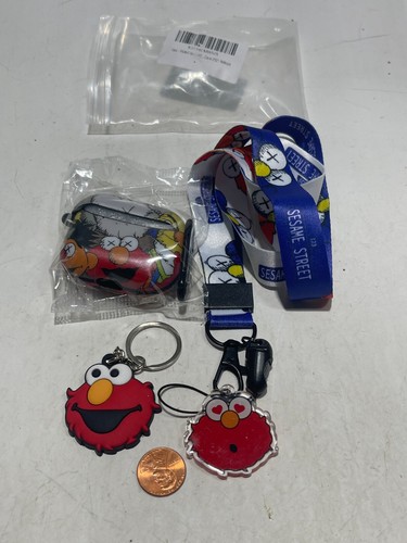 Sesame Street Airpod Pro Case W/ Keychain Cartoon Design, Lanyard, + 2 Keychains - 第 1/1 張圖片