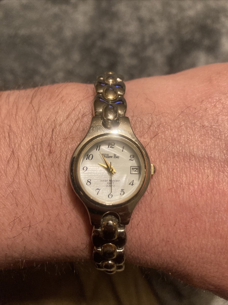 Montre Femme Vintage Willow Bay - Cadre Argenté Rectangle - Fonctionne Avec Pile Neuve