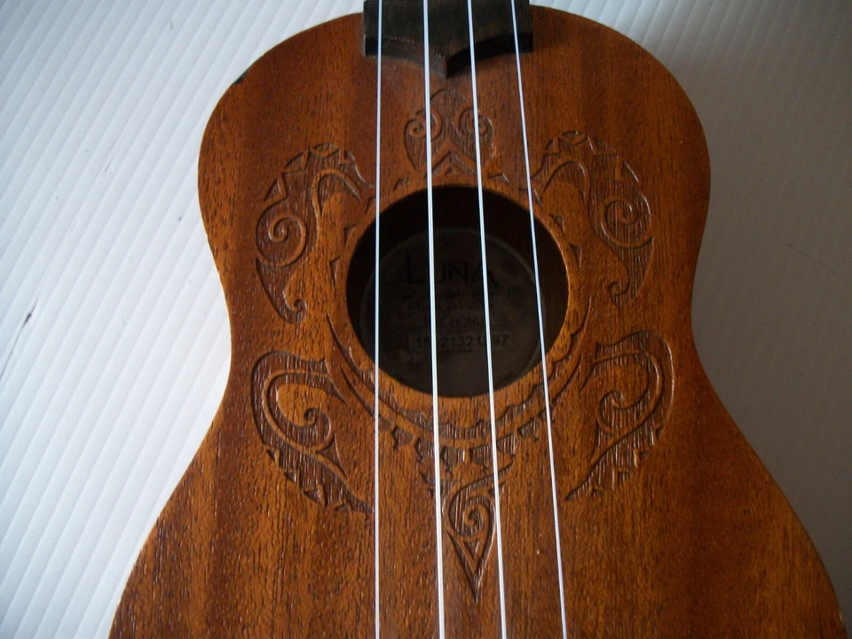 Luna Uke Honu Turtle Soprano Ukulele - Image 2 of 4