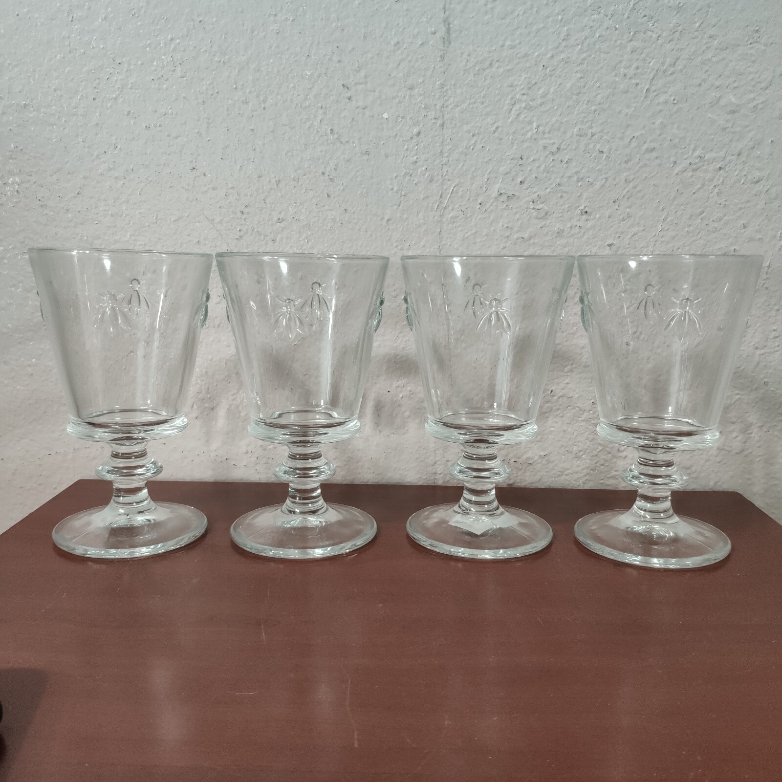 Set of 4 La Rochère  Paris Musees Napoleon Bee stemmed Wine/Water/Goblets J308