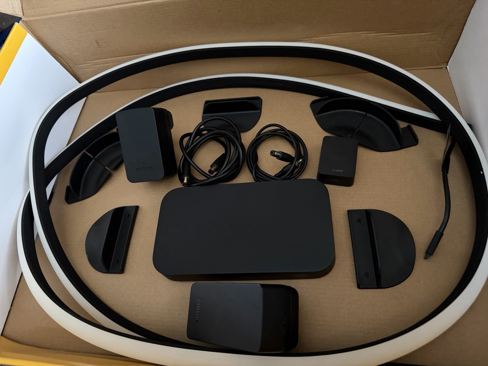 Phillips Hue HDMI Sync Box 4K With TV Light Strip. 65”