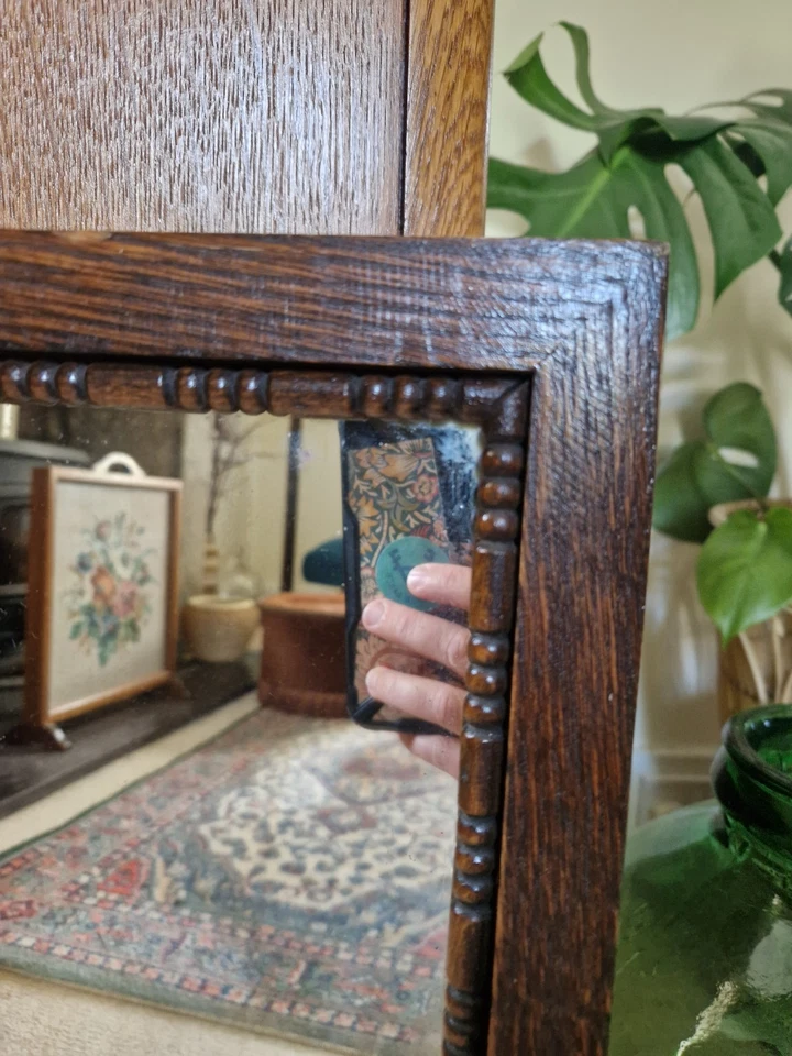 Espejo de pared vintage de roble pesado con cuentas artesanías años 20 1930 57 cm x 37 cm Foto 4 de 4