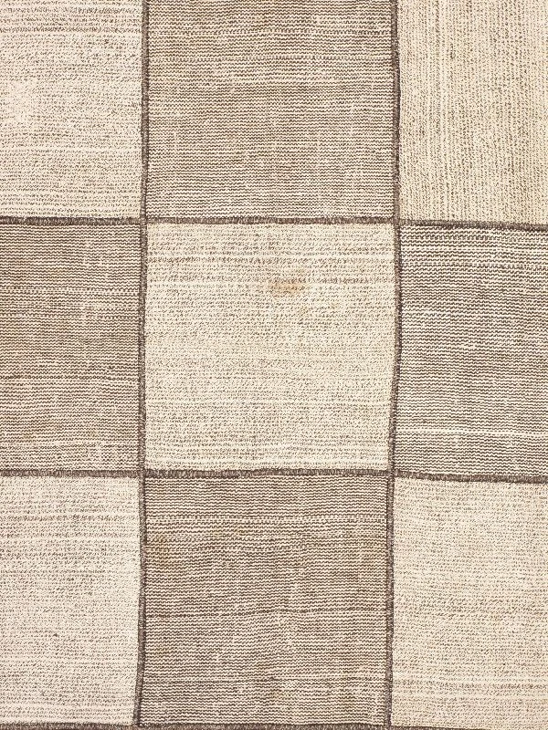 Traditional Vintage Hand Woven Oriental Carpet 4'0" x 6'7" Cotton Kilim Area Rug - Image 4 of 4